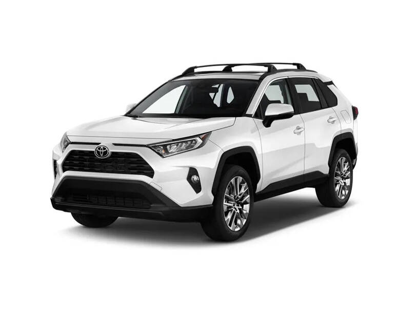 SUV for an AlUla trip with a tour guide